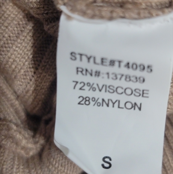 Dreamers By Debut Ribbed Wrap Style V Neck Open Back Crop Sweater Size Small - Picture 6 of 10